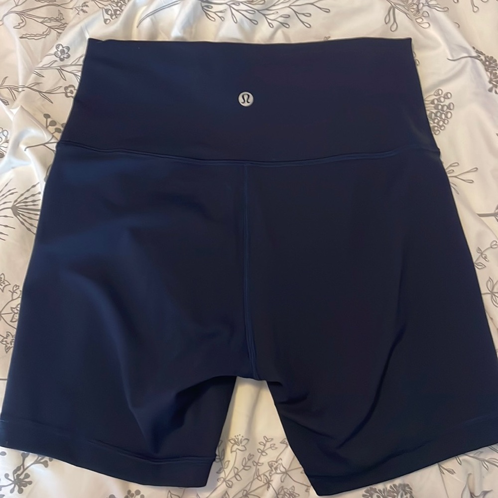 Lululemon Wunder train HR Short 6” Size 8 in True Navy